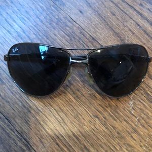Ray-ban aviator sunglasses